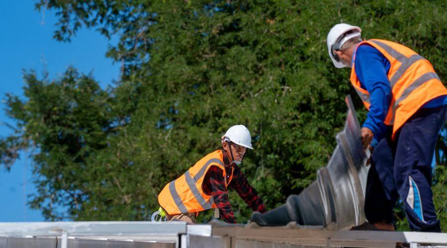 Professional new roof installation services in Berwick, IA